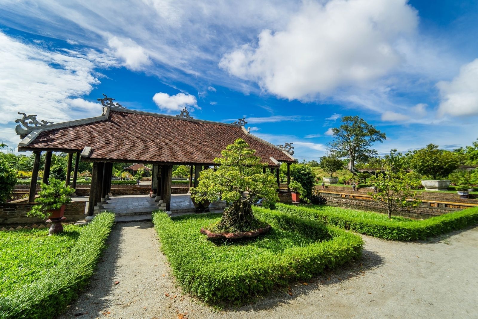 Kiến trúc vườn Cung Đình Huế 