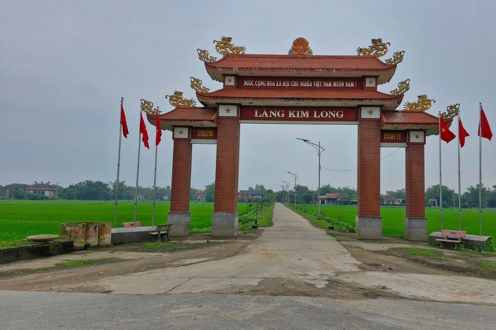 Làng nấu rượu Kim Long