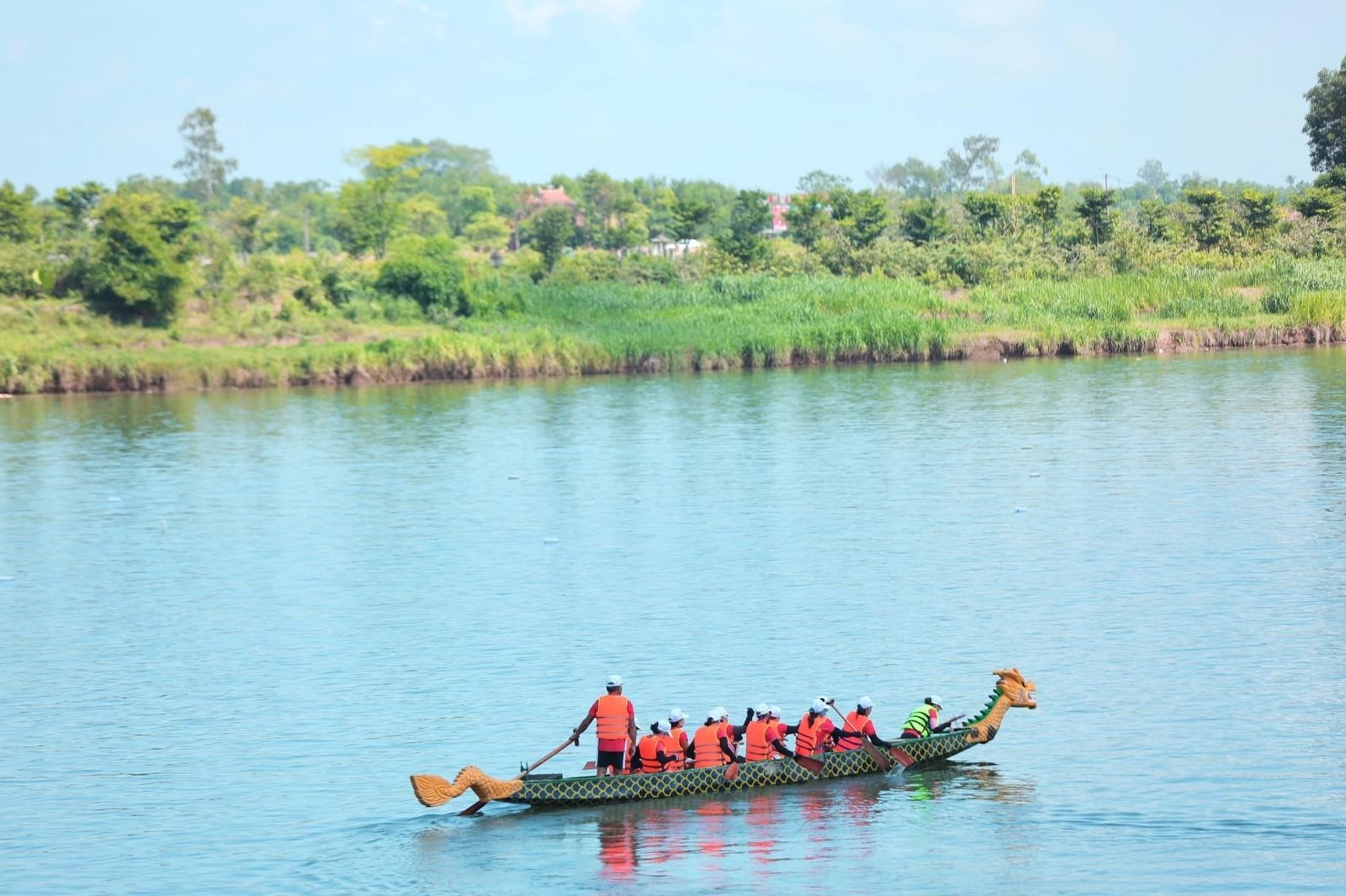 Lễ hội đua thuyền bắt nguồn từ văn hóa sông nước