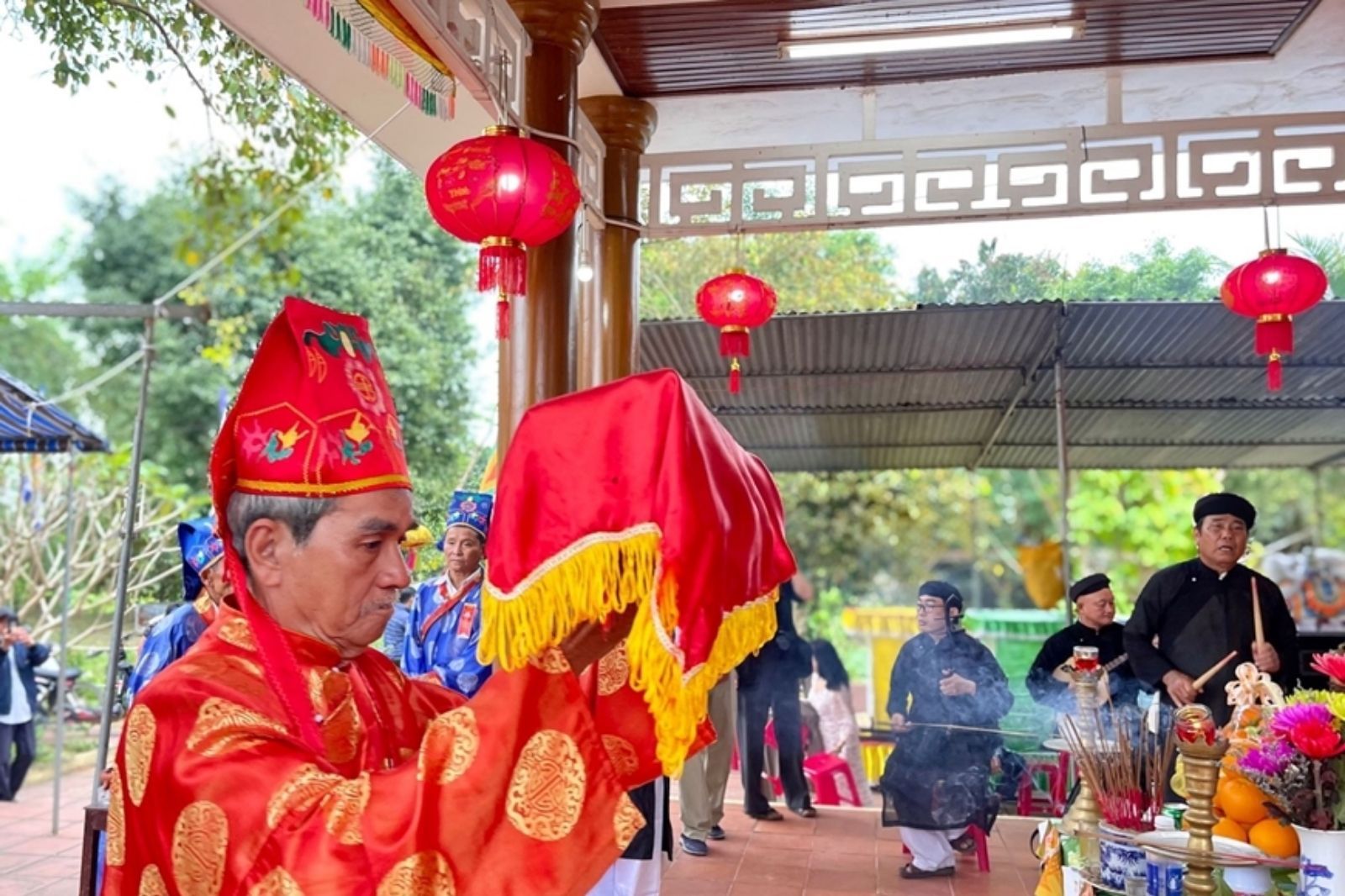 Lễ hội tri ân bà Thu Bồn  