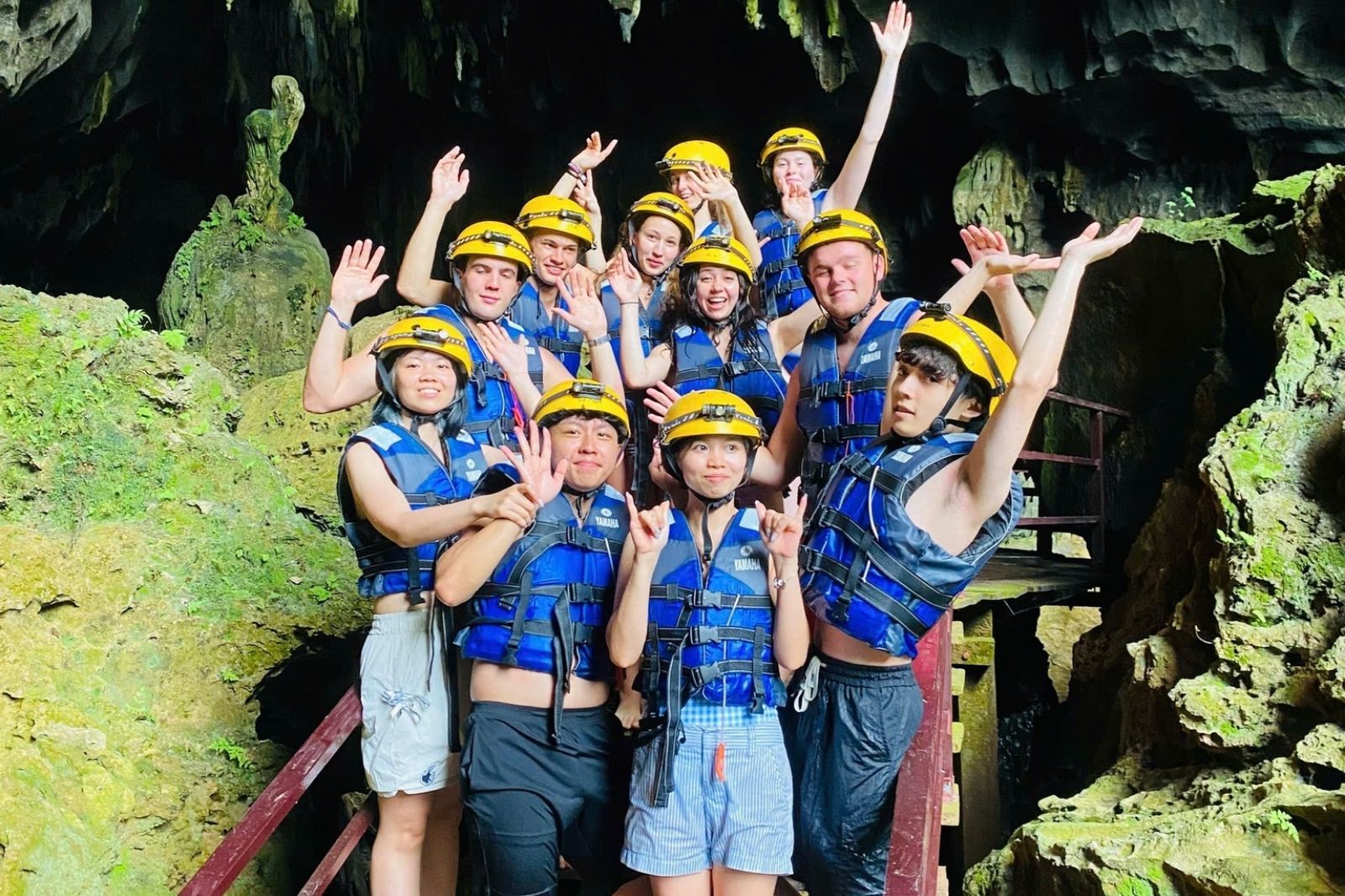 Lịch trình chi tiết từ A - Z