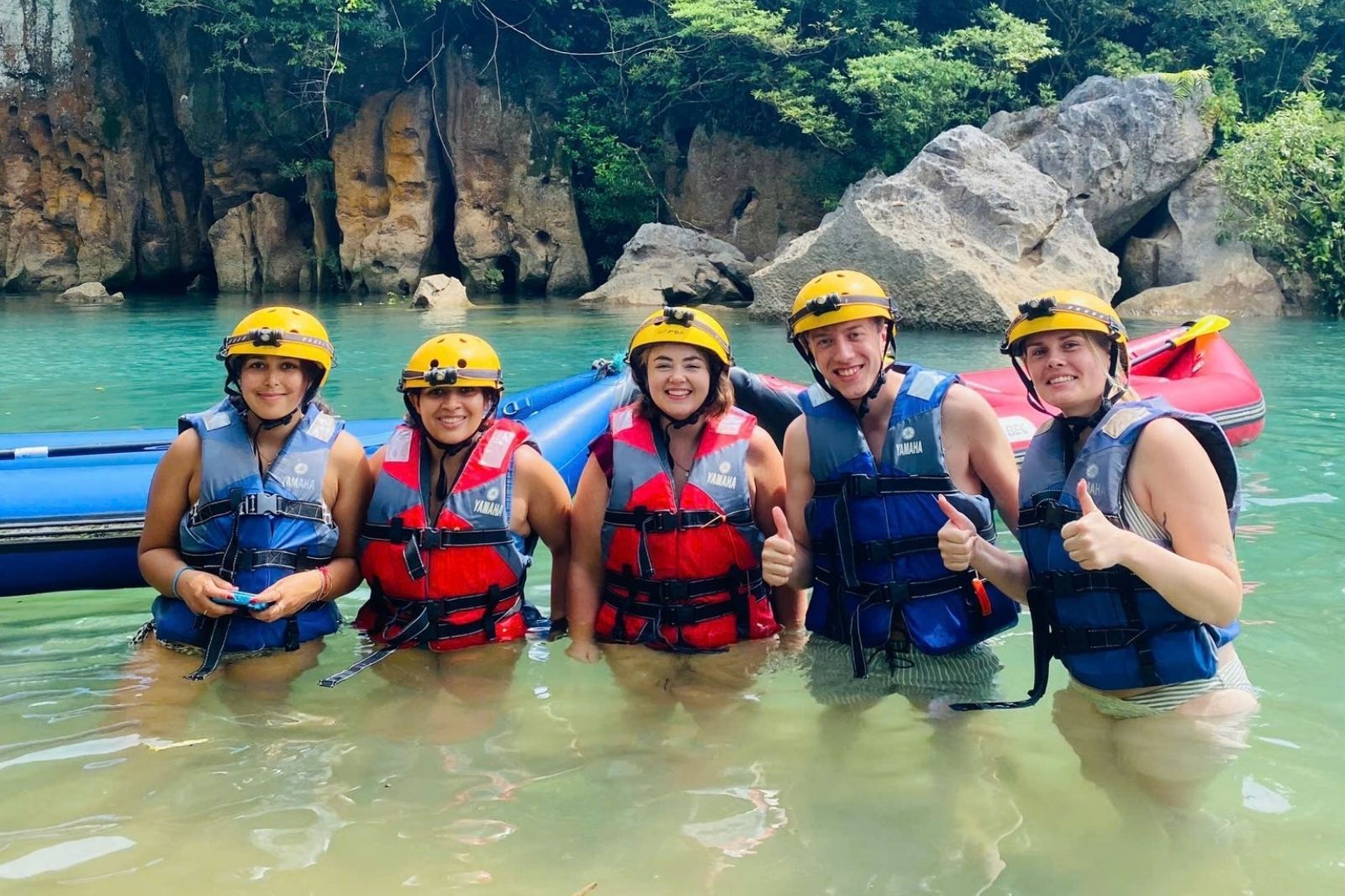 Lựa chọn tour ghép để tiết kiệm chi phí