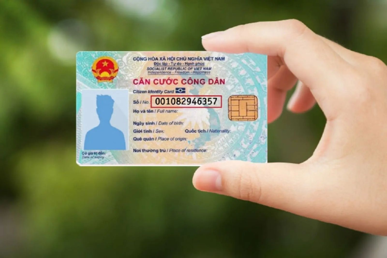 Mang theo giấy tờ tùy thân để làm thủ tục lên tàu ra đảo 