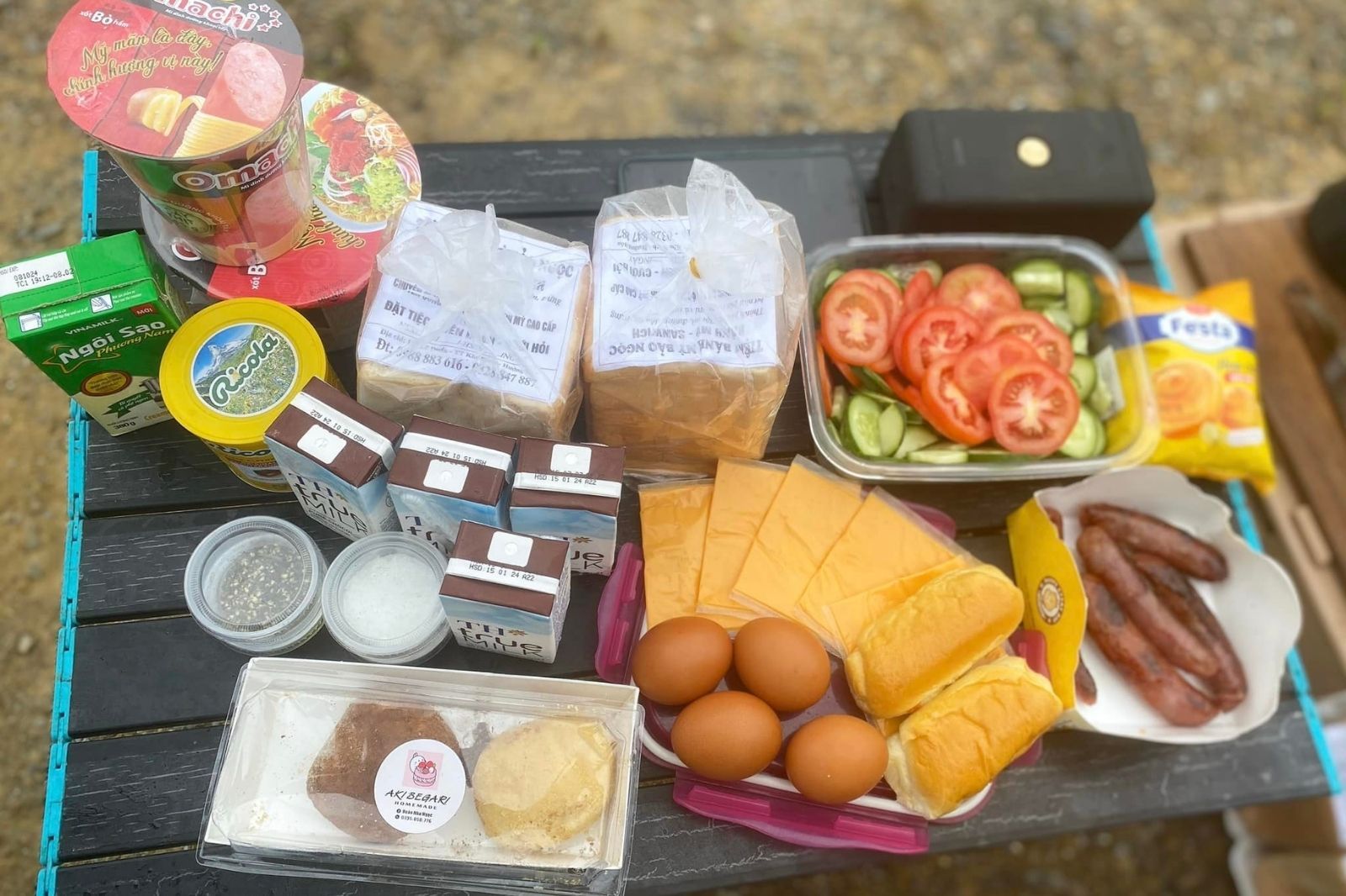 Mang theo một ít đồ ăn nạp năng lượng