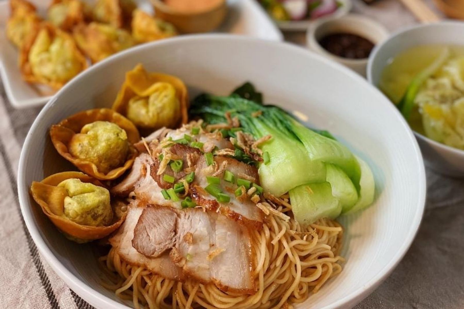 Quán phục vụ món ăn trung 