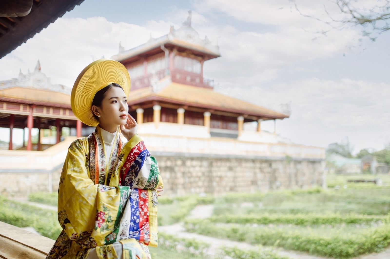 Mua vé combo tham quan nhiều điểm sẽ tiết kiệm hơn