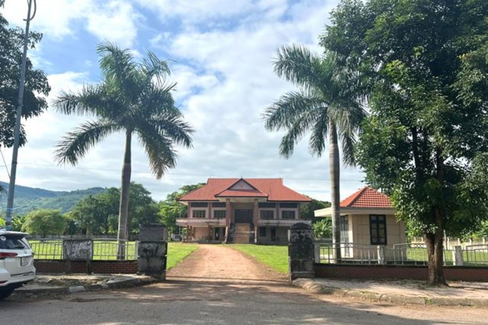 Nhà tù Lao Bảo mở cửa đón khách tham quan tìm hiểu  