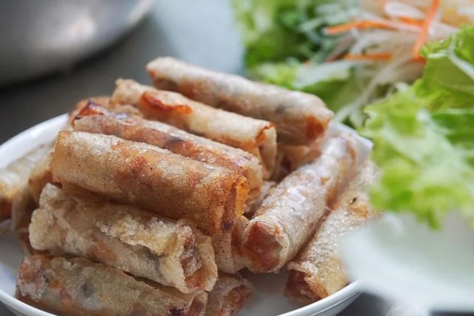 Nên ăn khi còn nóng để ram giữ được độ giòn 