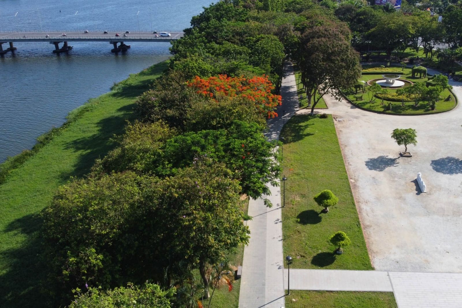 Nên đặt phòng lưu trú trước để tránh hết phòng mùa cao điểm  