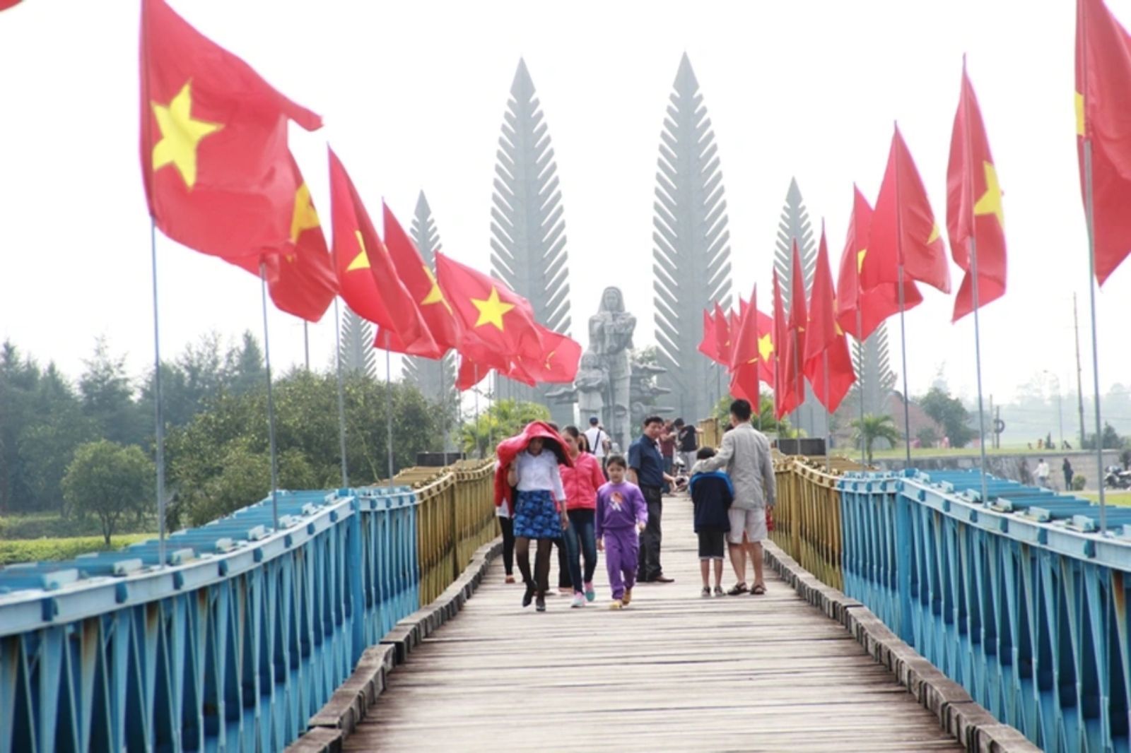 Nên tham gia tour 1 ngày để có đủ thời gian trải nghiệm