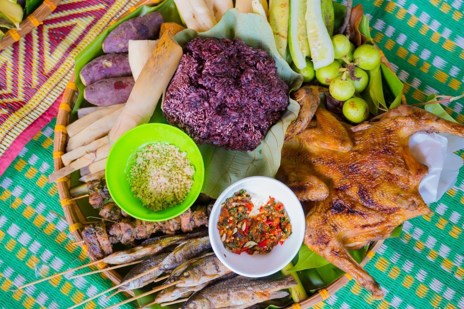 Nếu muốn đặt riêng suất ăn hãy liên hệ trước