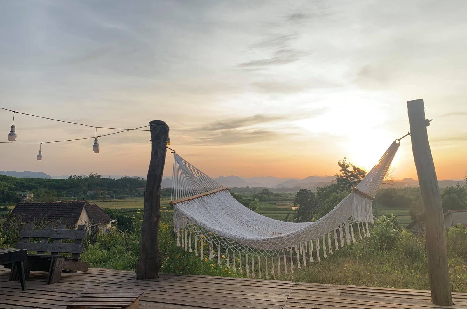 Ngắm hoàng hôn tuyệt đẹp ở Phong Nha