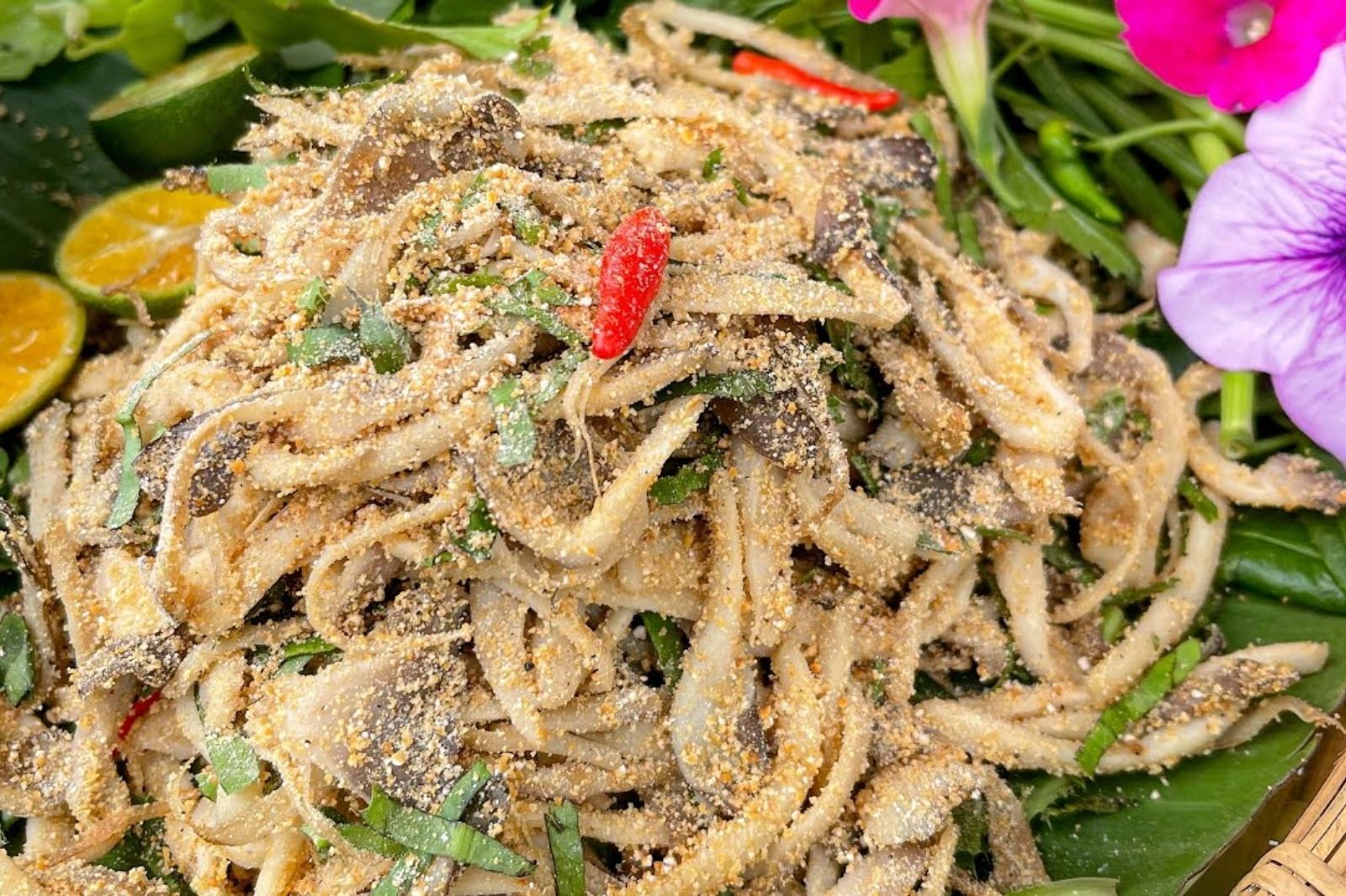 Ngoài ra nhà hàng còn có những món chay cho người ăn chay