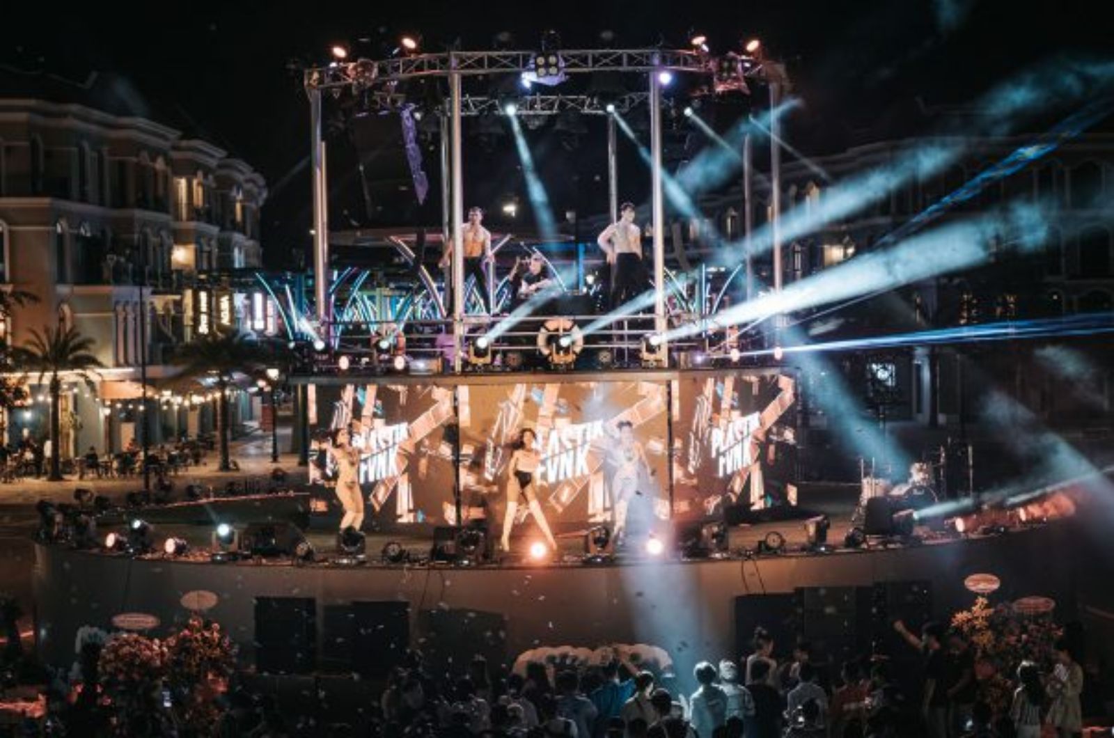 Nhiều chương trình giải trí nổi bật