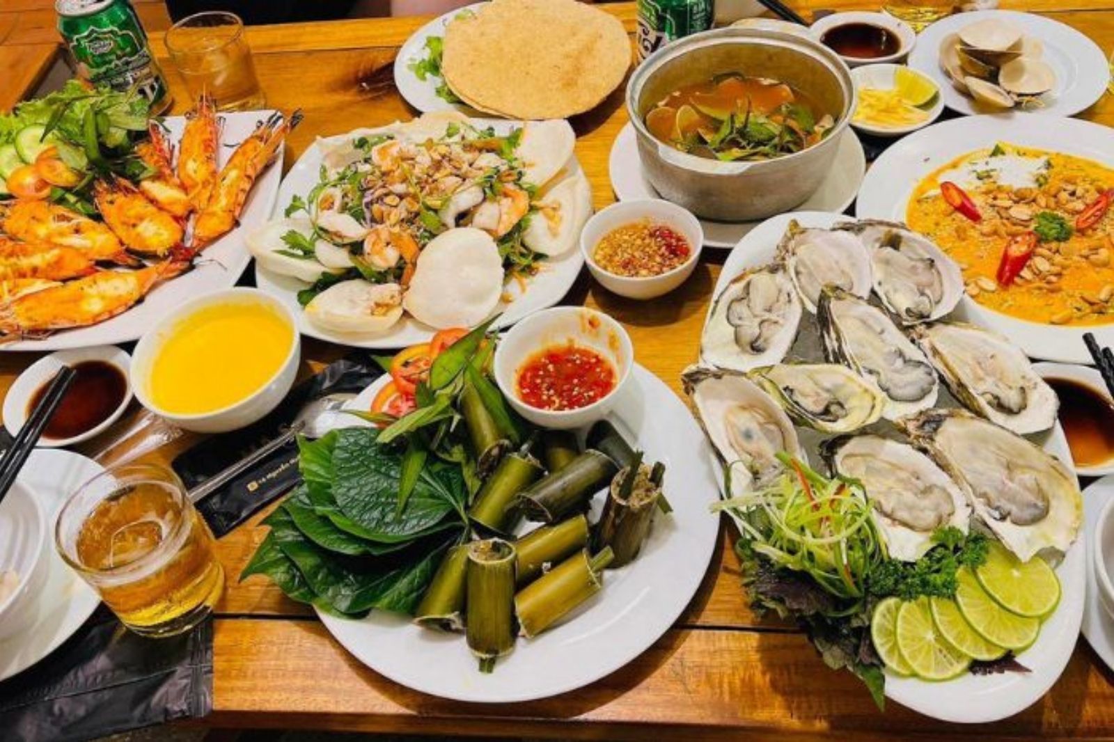 Nhiều món hải sản tươi ngon 