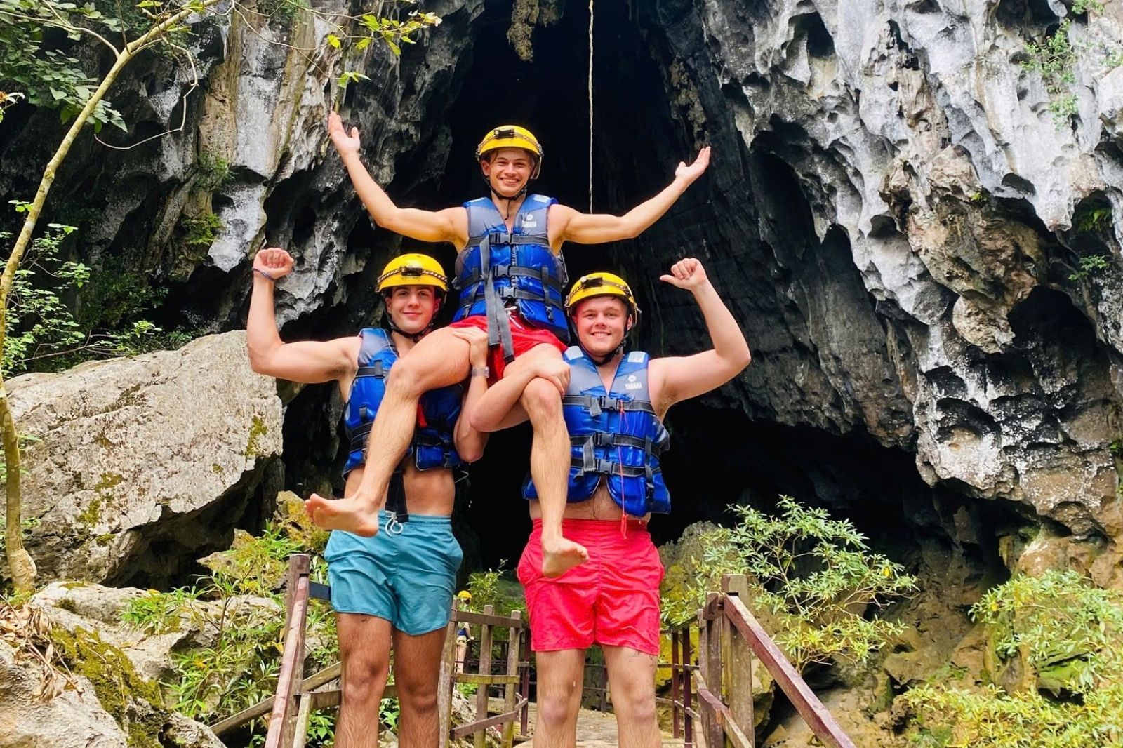 Những lời chào hỏi cũng là một cách để mở đầu cuộc trò chuyện