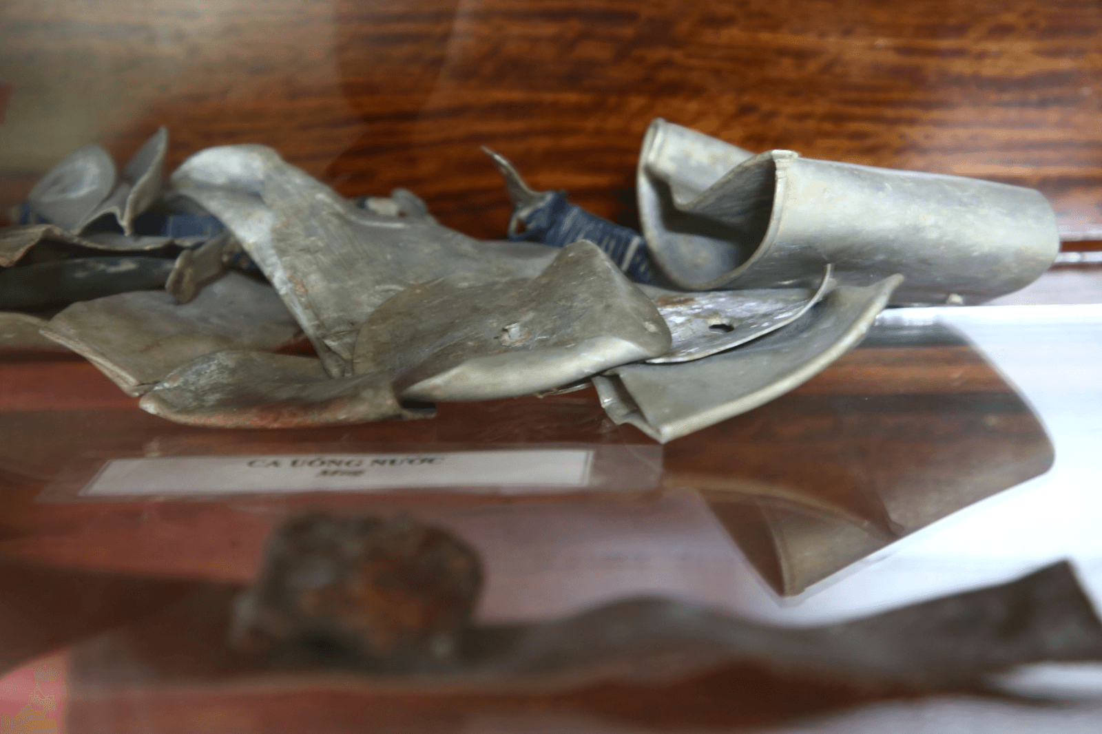 Những tư liệu được trưng bày tại đền tưởng niệm 