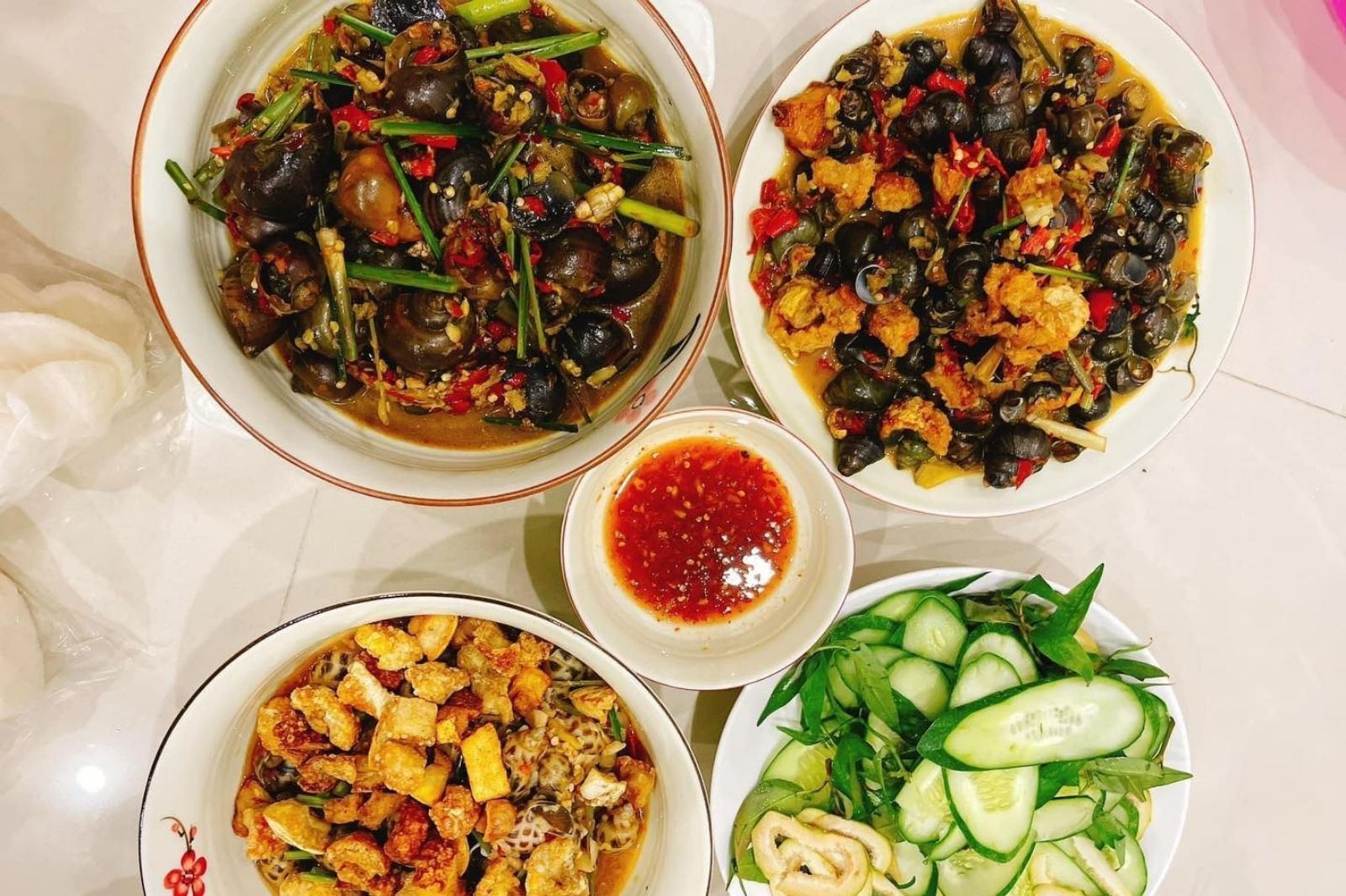 Ốc Triều Thủy trở thành địa điểm dành cho những tín đồ ẩm thực 