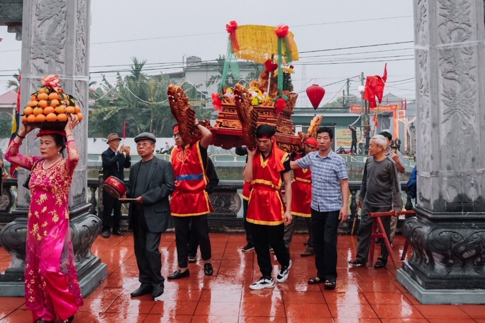 Phần lễ được tổ chức trang nghiêm