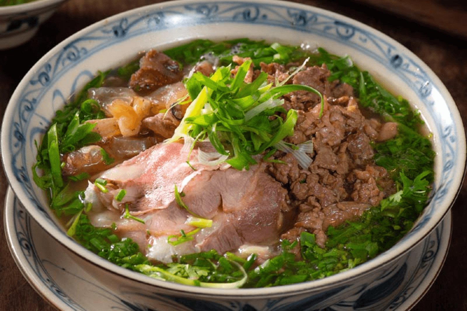 Phở là món ăn đặc trưng của Hà Nội 