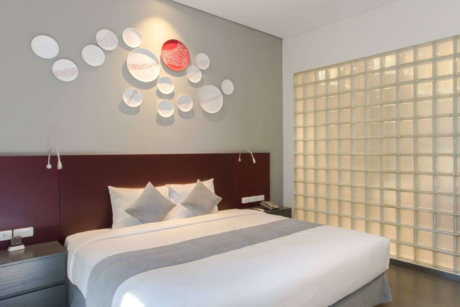 Phòng nghỉ ở Alba Thanh Tân Resort 