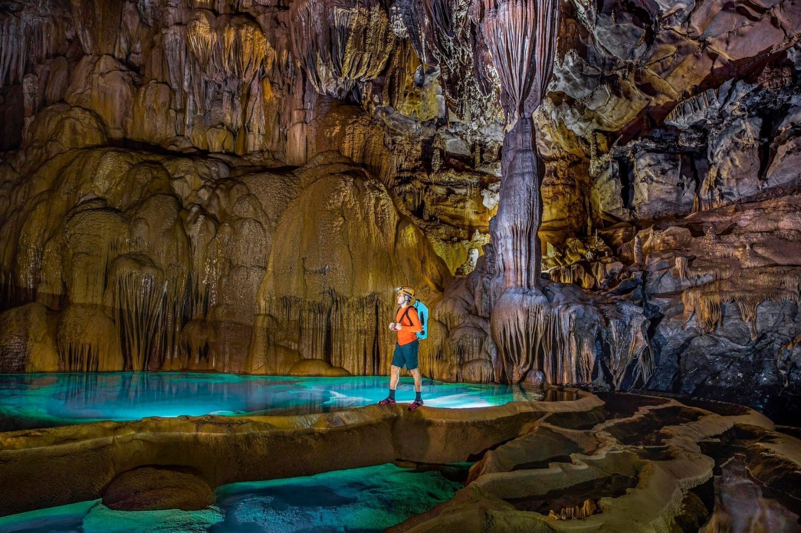 Phong Nha - Kẻ Bàng có hệ thống địa hình Karst rất phong phú