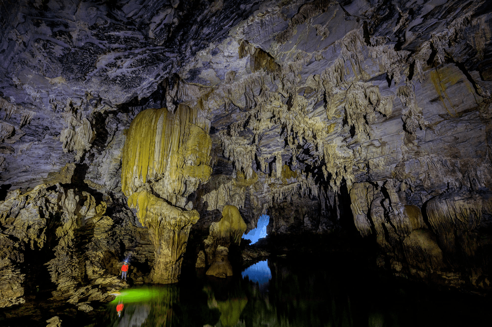 Phong Nha - Kẻ Bàng có hệ thống địa hình Karst rất phong phú