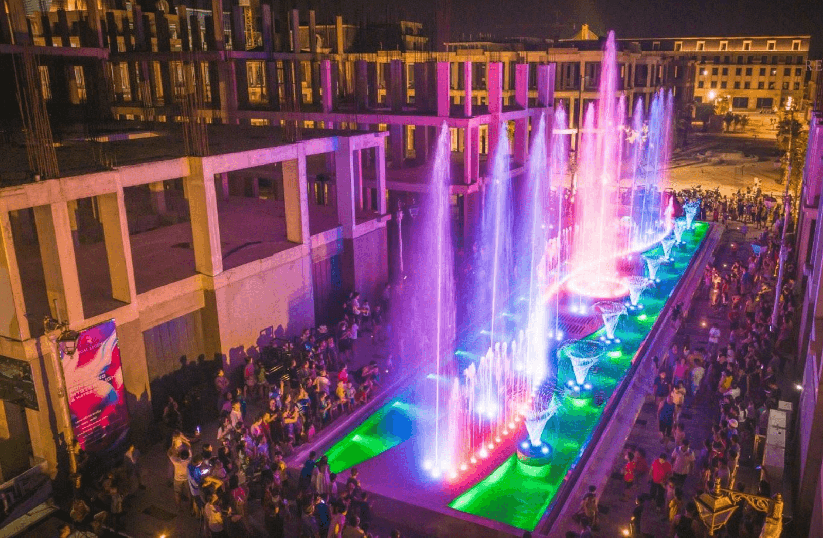 Quảng trường nhạc nước là địa điểm check-in được giới trẻ yêu thích