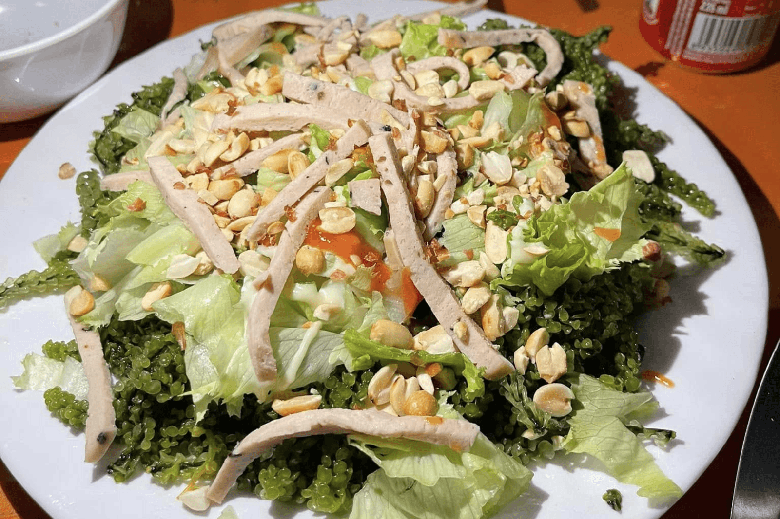 Rong nho thường ăn sống hoặc trộn gỏi 