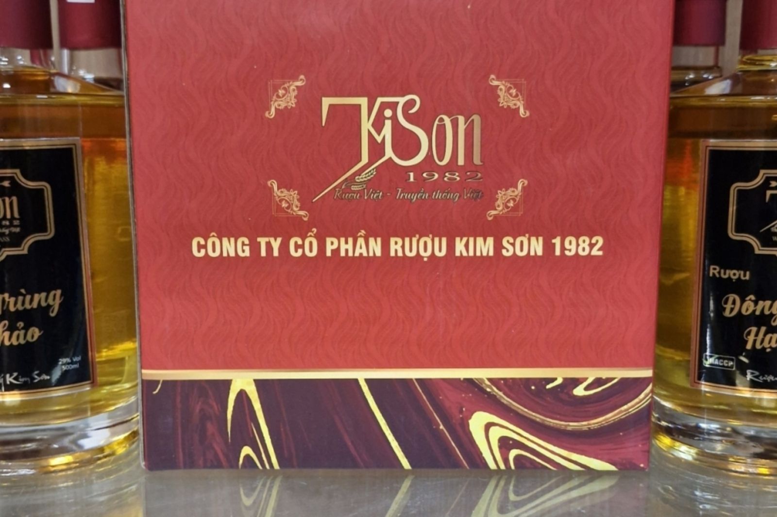 Rượu Kim Sơn là sản phẩm đặc trưng vùng miền