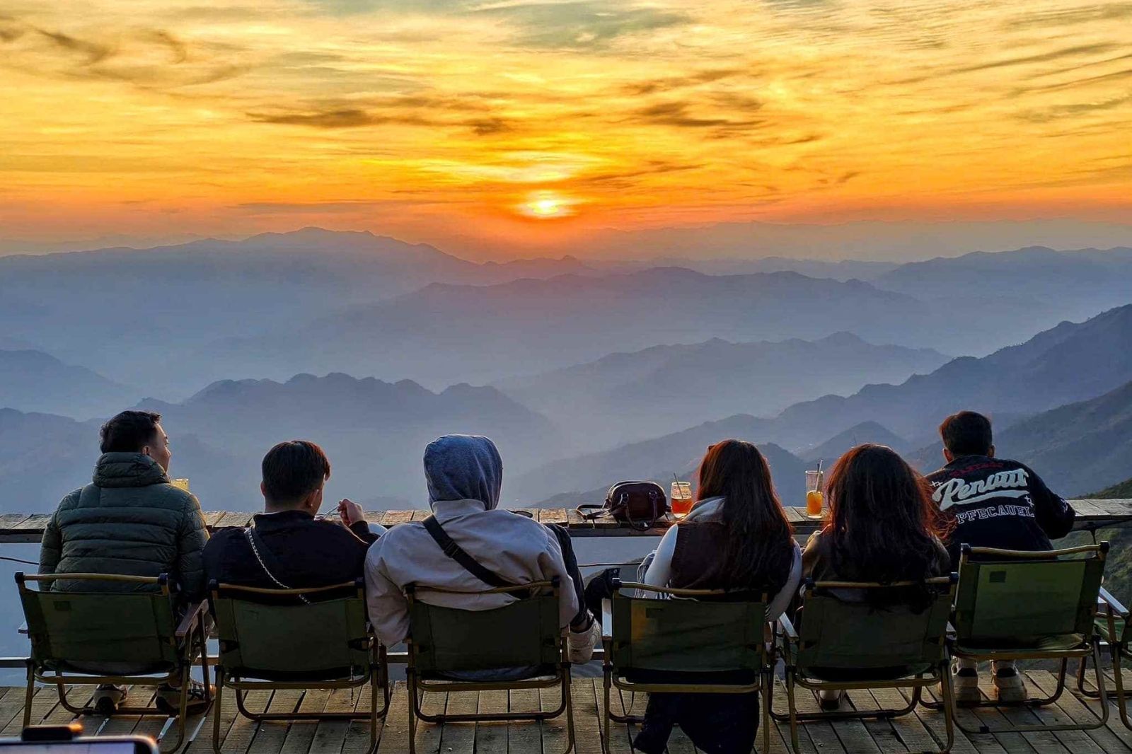 Săn mây trên các đỉnh núi cao