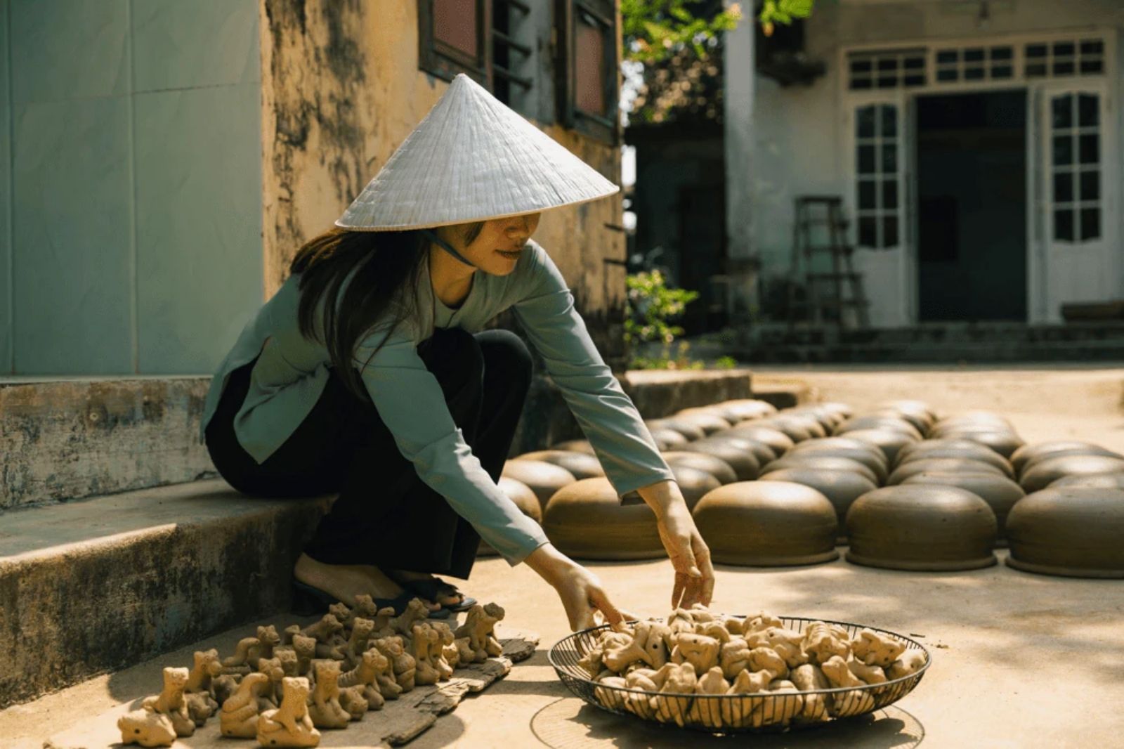 Sản phẩm làng gốm Thanh Hà rất đa dạng  