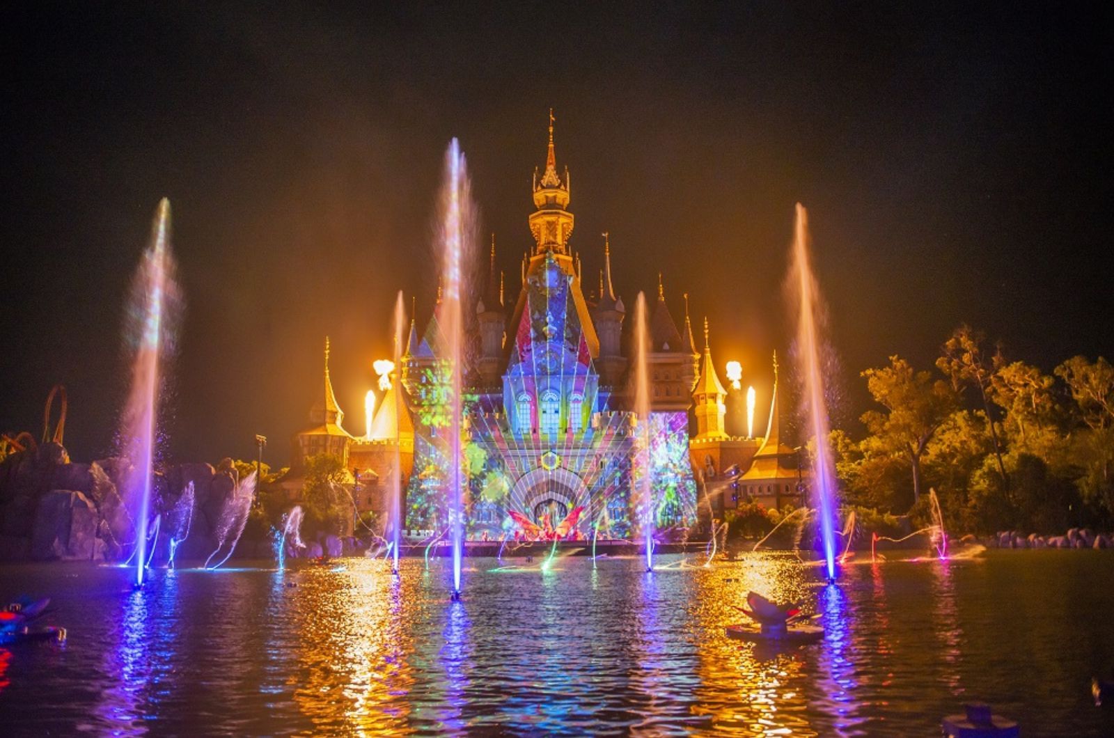 Show diễn thực cảnh Once show 