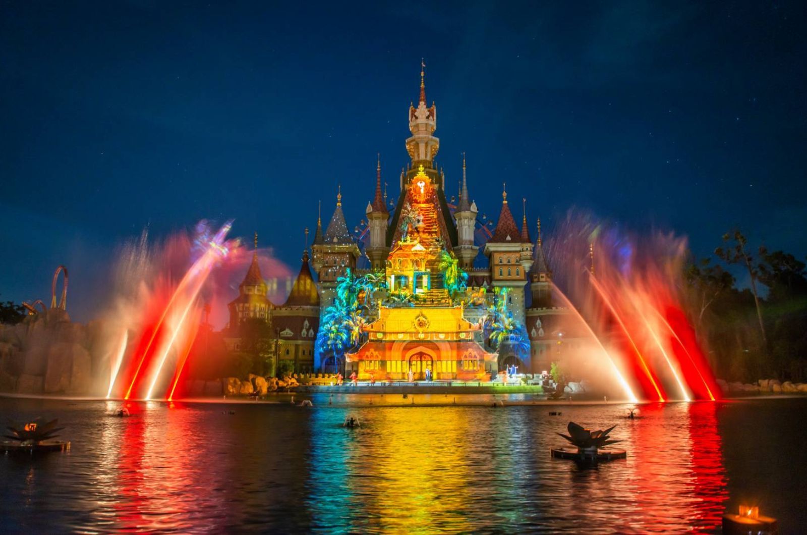 Show diễn về đêm ở VinWonders Phú Quốc  