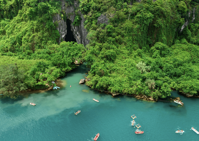 Tour khám phá hang tối 1 ngày