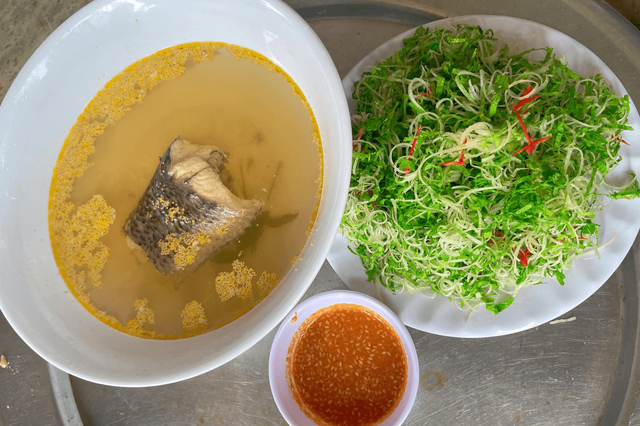 Canh ám làng Lam 