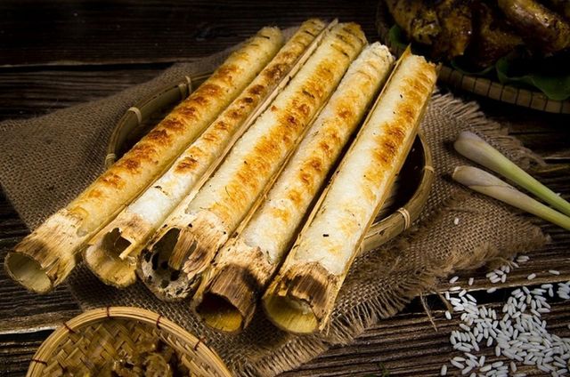 Cơm lam nướng ống tre – Vị ngọt ngào từ lòng đại ngàn, đặc sản gói trọn hồn núi Quảng Trị