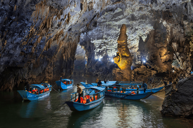Động Phong Nha 24
