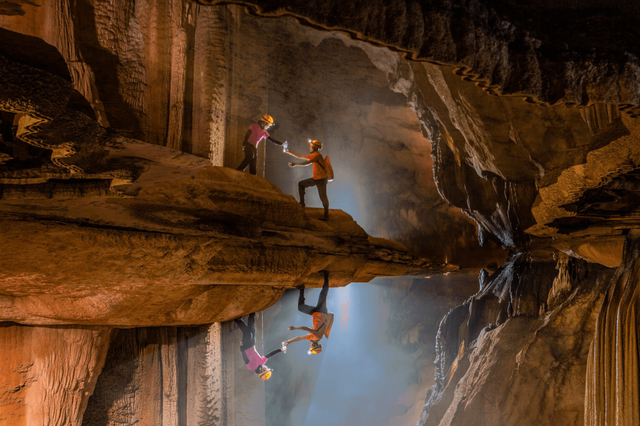 Hang Chà Lòi - Quảng Bình