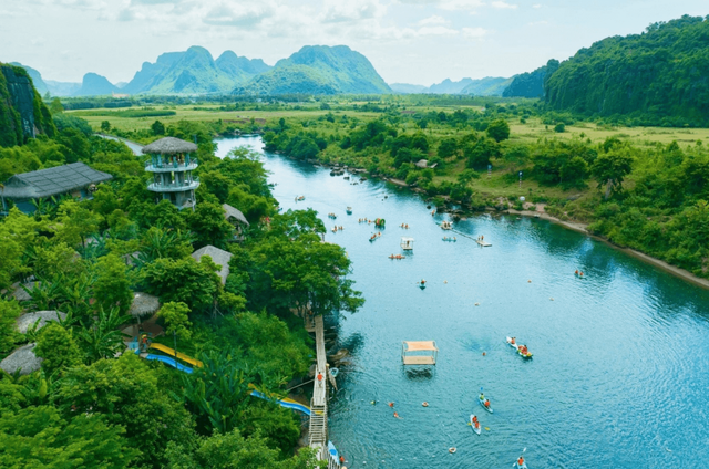 Khám phá thung lũng Hava đầy mới lạ ở Quảng Bình 