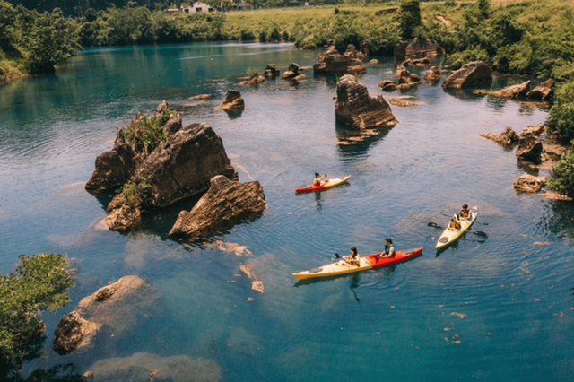Trải nghiệm chèo Kayak ở Quảng Bình