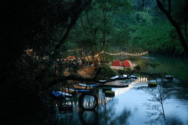 Camping & Glamping giữa rừng xanh, tận hưởng kỳ nghỉ đáng nhớ