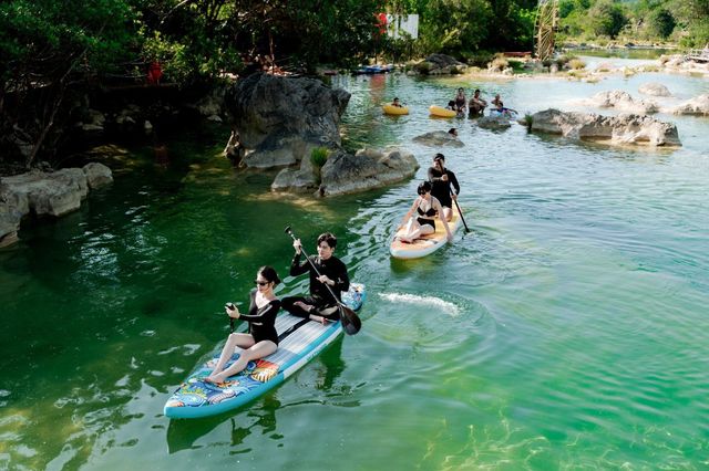 Chèo sup-ở khe nước lạnh 