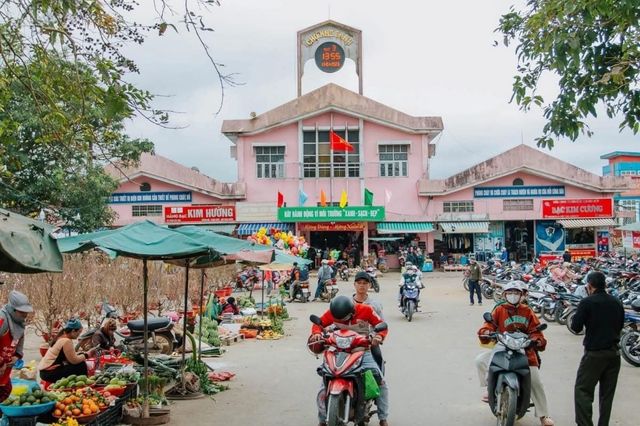 Chợ Khe Sanh 