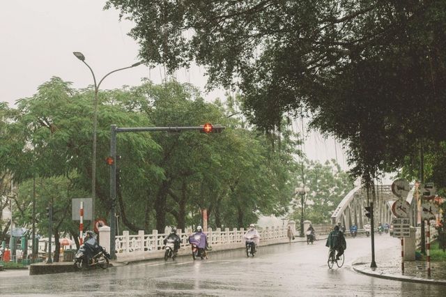 Mùa mưa ở Huế: Bí quyết du lịch và tận hưởng vẻ đẹp Cố đô khác lạ