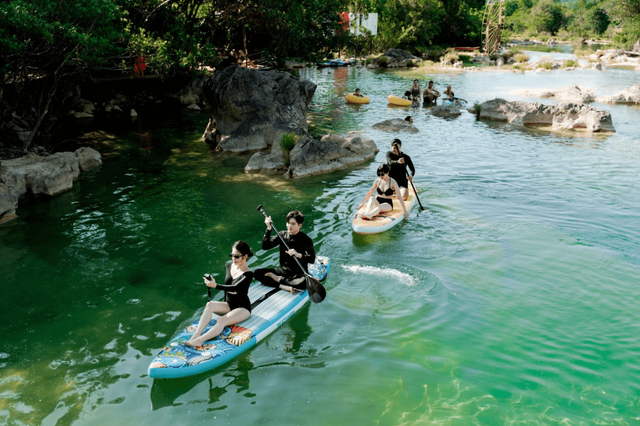 Giá tour du lịch Quảng Bình có đắt không 