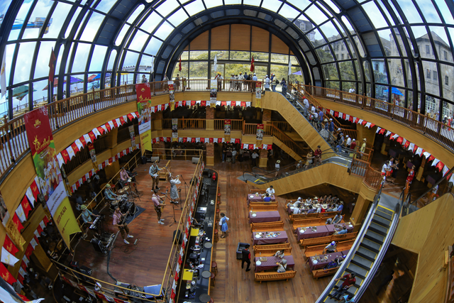 Nhà hàng buffet tại Bà Nà Hills