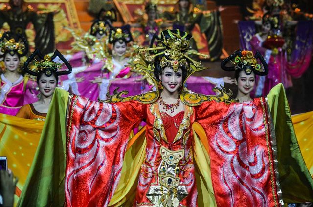 Cửu Trại Thiên Cổ Tình