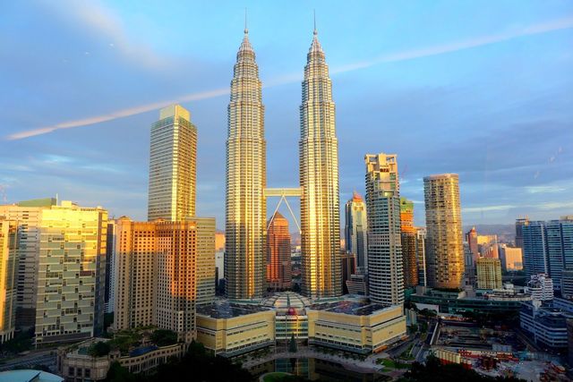 Tháp đôi ở Malaysia