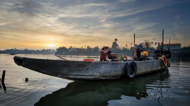 Làng Tiên Nộn: Tinh Hoa Thếp Vàng và Sơn Mài Xứ Huế